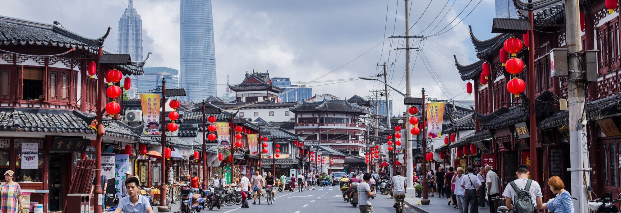1-day Shanghai Classic Bus Tour: Yu Garden, Zhujiajiao Water Town, Bund